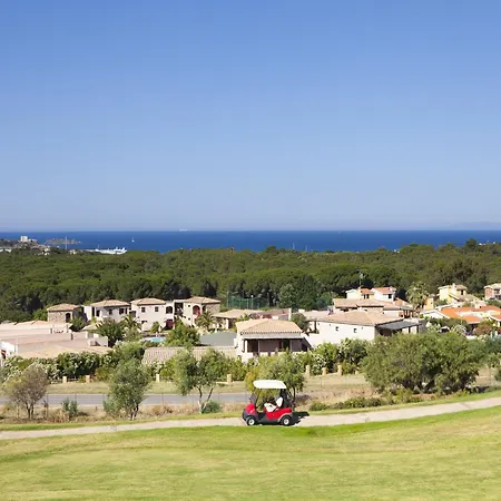 Coastal Hideaway With Pool *