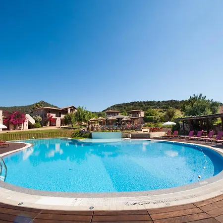 Coastal Hideaway With Pool * Villasimius