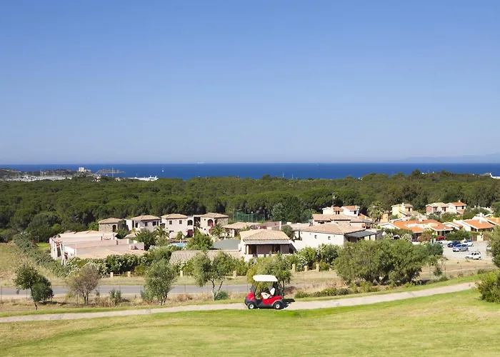 Coastal Hideaway With Pool *