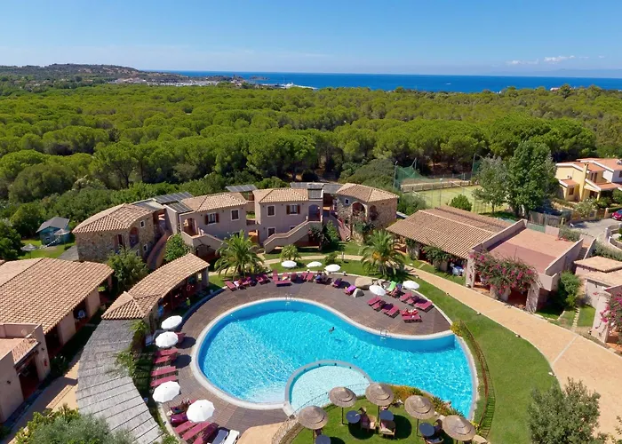 Coastal Hideaway With Pool *